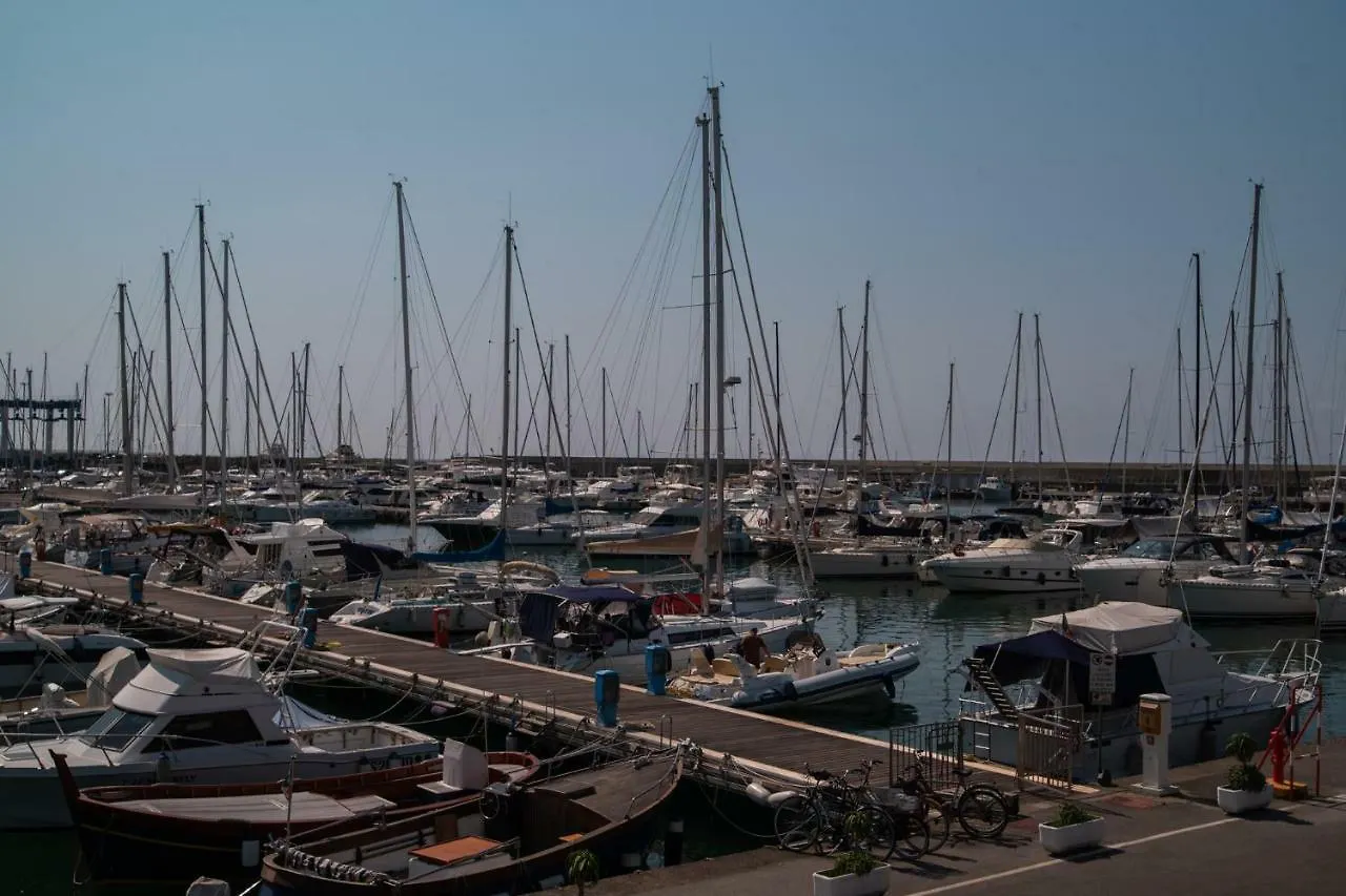 CASAVIVA - The Sailor Appartamento sul Mare Chiavari