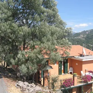 Casa Mary Chiavari