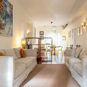 pitti-comfort-apartment.it-tuscanyhotel.com/
